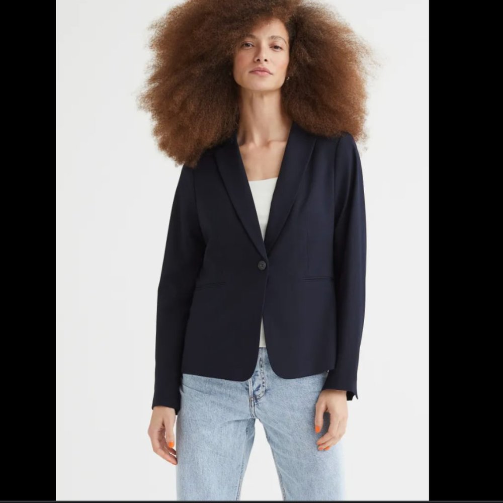 🔥Sales - H&M Fitted Navy Blazer - Size US 4